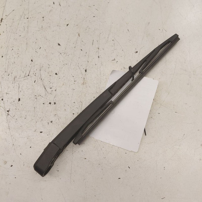 Chevy Equinox Wiper Arm Rear  2024 2023 2022