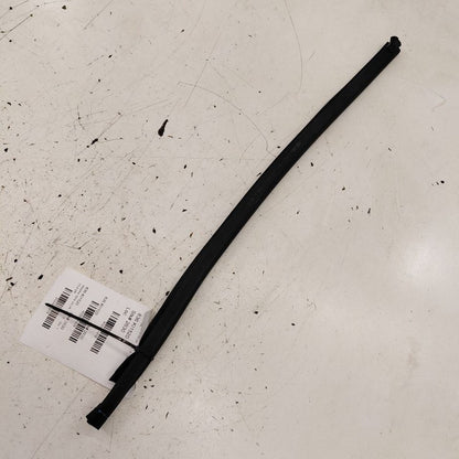 Kia Sportage Left Rear Weather Strip Interior  2020 2021 2022