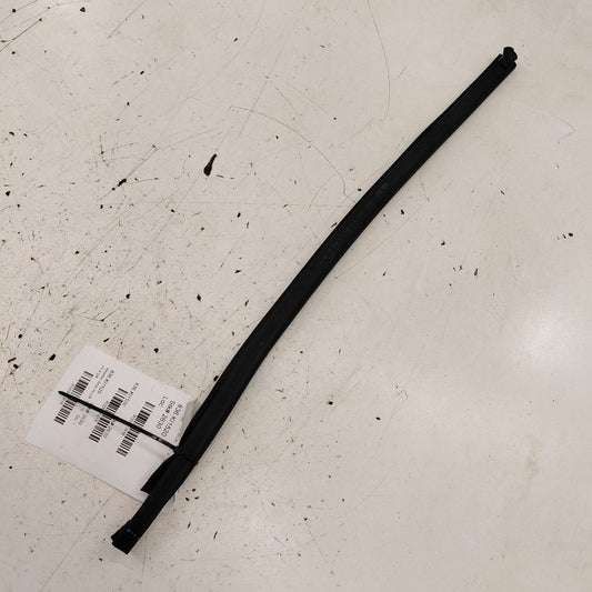 Kia Sportage Left Rear Weather Strip Interior  2020 2021 2022