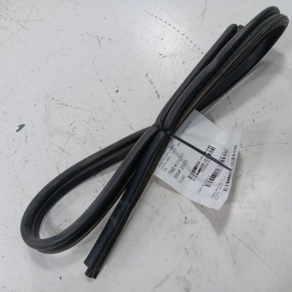 Kia Optima Cowl Vent Panel Hood Rubber Seal  2018 2017 2016