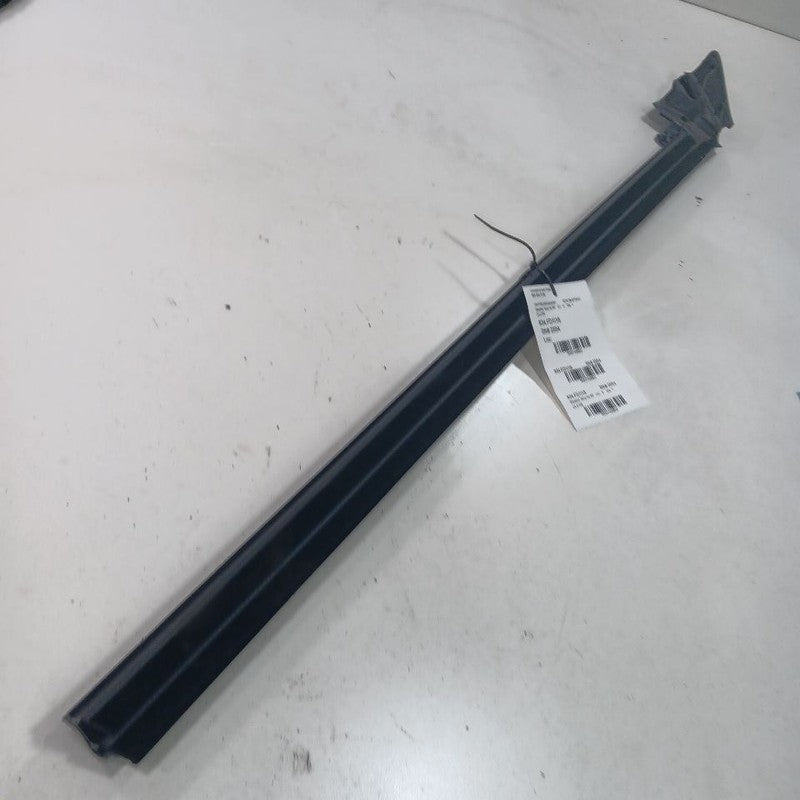 Ford Mustang Right Front Weather Strip Interior  2015 2016 2017 OEM