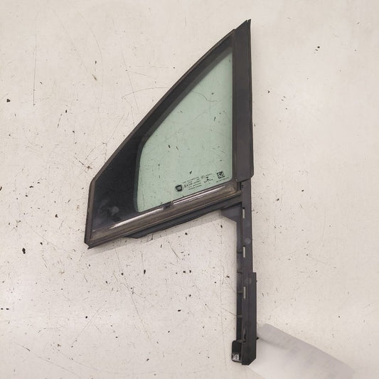 2018 Fiat 500 X Model Driver Left Front Door Vent Glass Window
