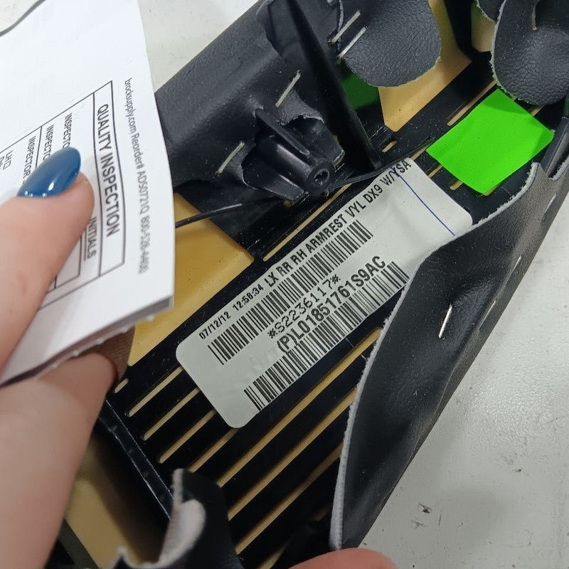 Chrysler 300 Passenger Right Rear Door Arm Rest  2015 2016 2017 2018 2019