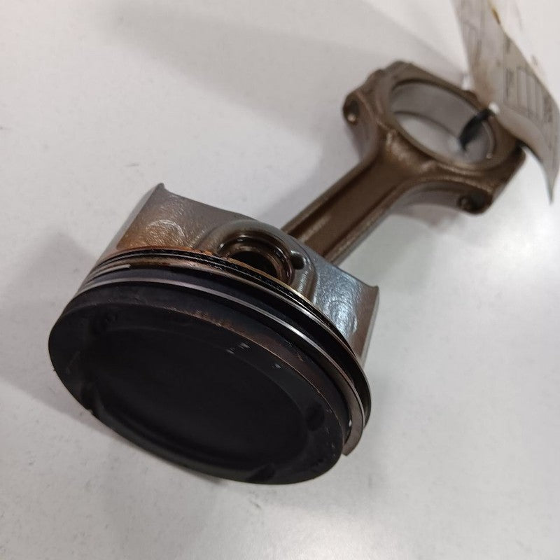 Buick Encore 1.4 Single Piston With Connecting Rod   2019 2018 2017