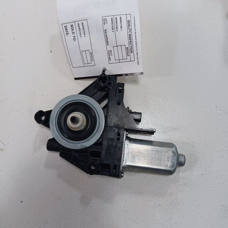 Passenger Right Rear Power Window Motor Fits 16-18 Jeep Cherokee OEM