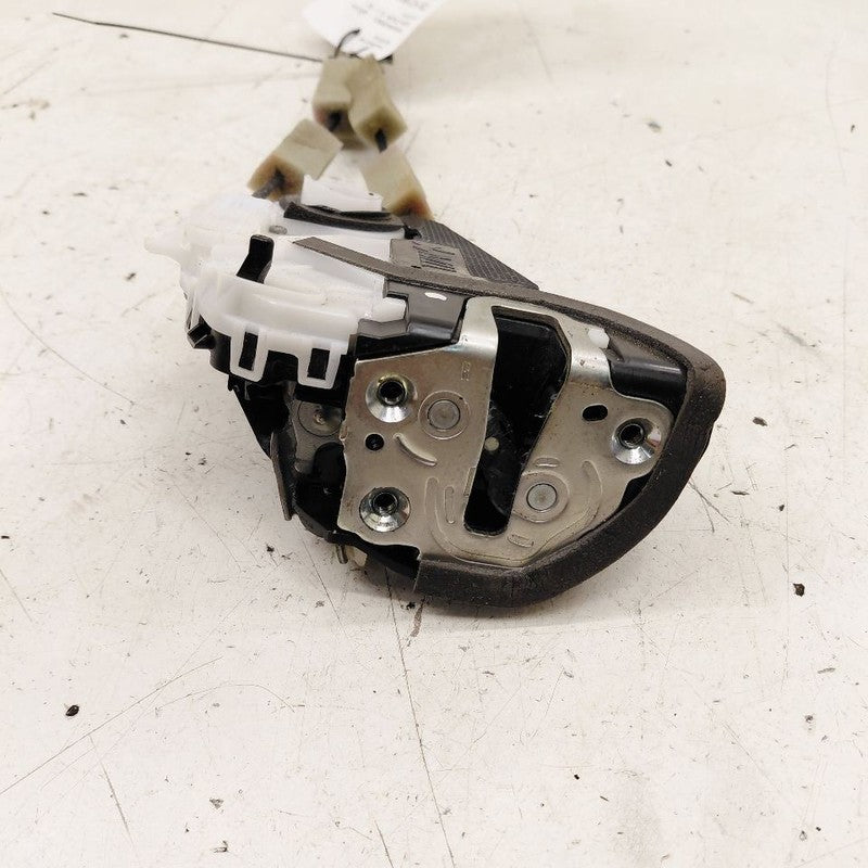 Honda CR-V Door Latch Lock Right Passenger Rear  2017 2018 2019