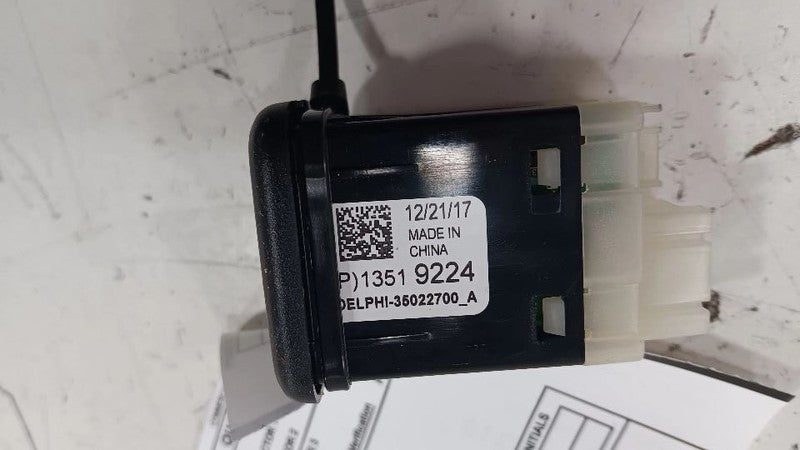 Buick Encore USB AUX Port 2016 2017 2018 2019