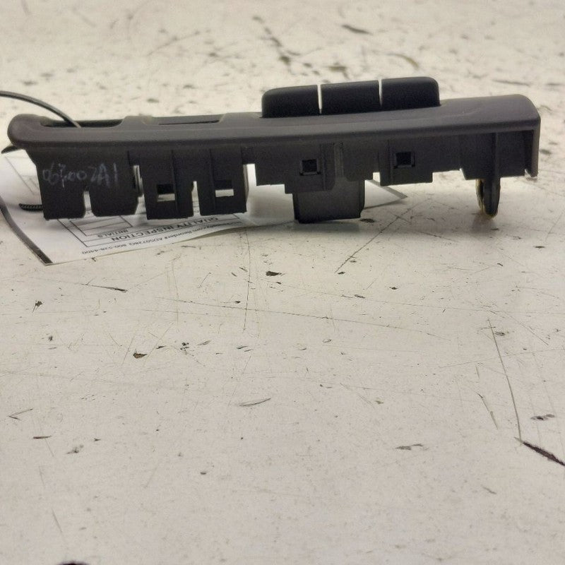 Cadillac CT6 Info Switch {62533860} 2018 2017 2016
