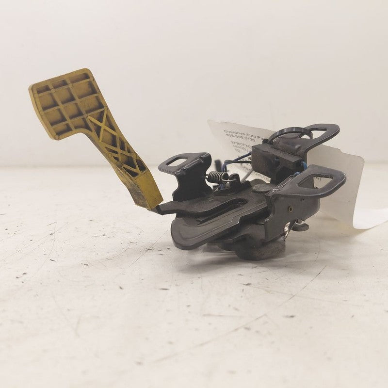 2018 Fiat 500 X Model Hood Latch