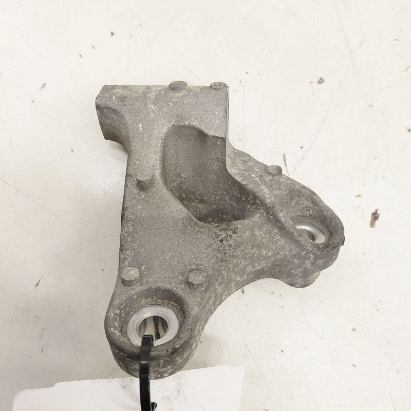 Nissan Rogue Alternator Mount Bracket  2.5 2017 2018 2019 OEM