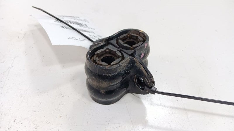 Hyundai Sonata Sway Bar Bushing Mounting Bracket 2018 2019 OEM