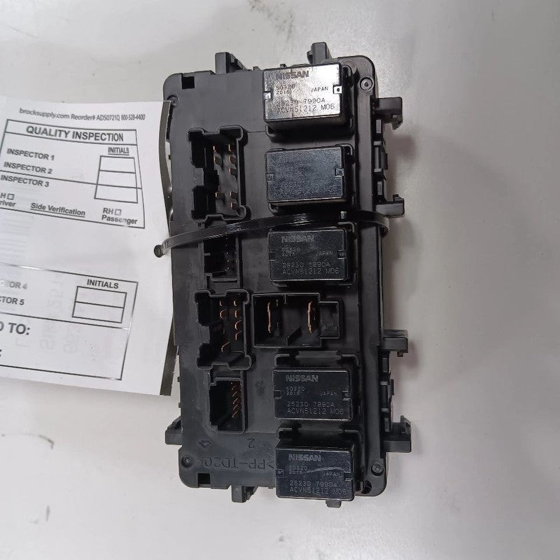 INFINITI Q50 Cabin Fuse Box Interior Inner Under Dash  2014 2015 2016 2017 2018