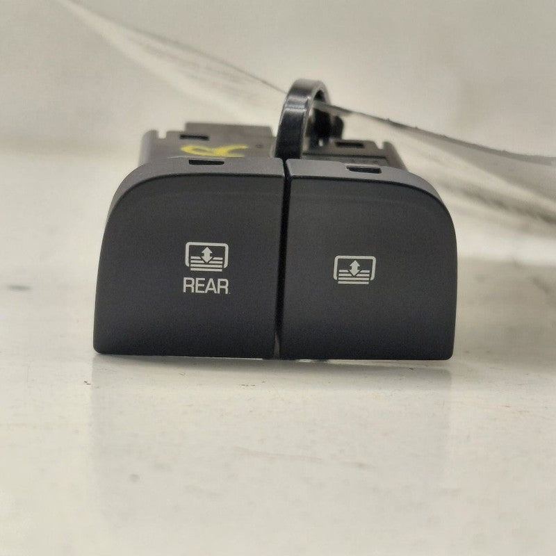 Cadillac CT6 Left Rear Door Shade Switch {299155105} 2018 2017 2016