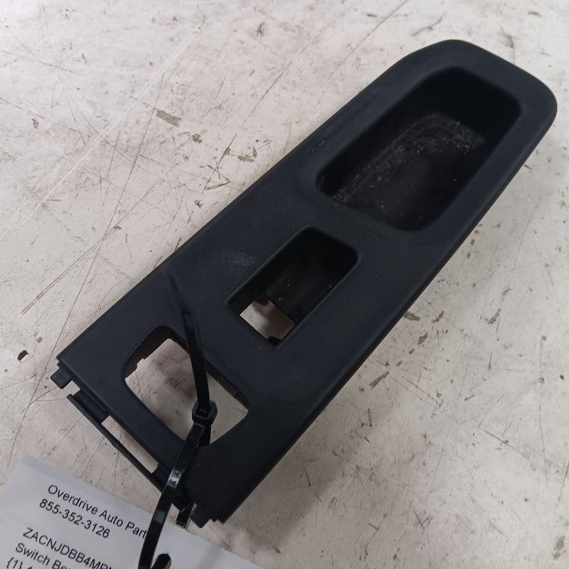 Jeep Renegade Window Switch Bezel Trim Right Front2023 2022 2021 2020 