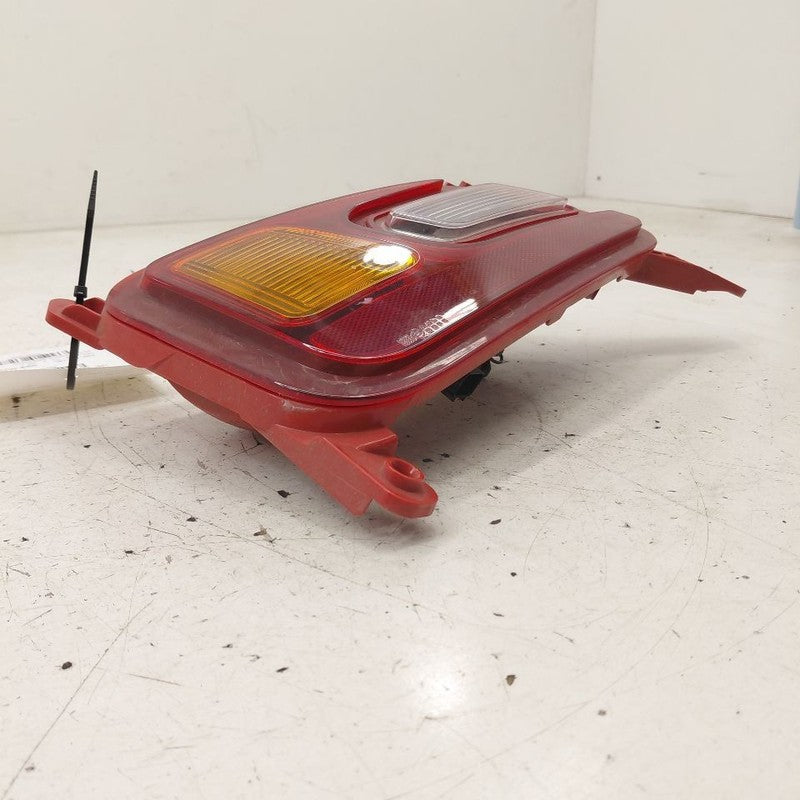 Driver Left Rear Tail Light Brake Lamp Bumper Mounted 18-21 Hyundai Ko