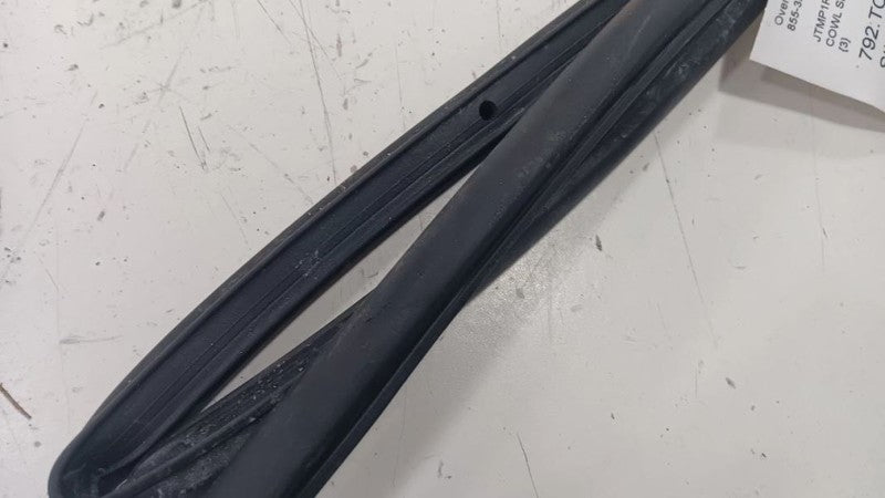Toyota Rav 4 Cowl Vent Panel Hood Rubber Seal  2019 2020 2021 2022 2023 2024