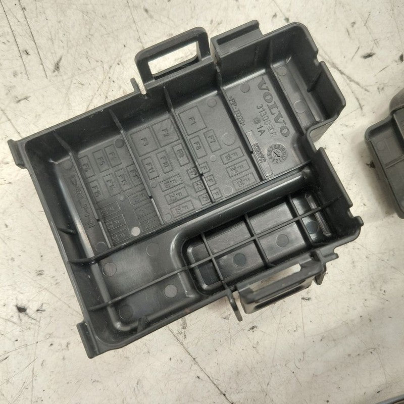 Volvo S60 Front Cabin Fuse Box Interior 2018 2017 2016