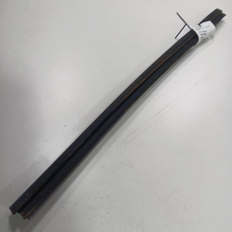 2025 GMC Acadia Right Rear Weather Strip Interior 