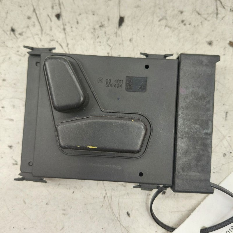 Jeep Cherokee Seat Switch Right Passenger Power Seat Control  2019 202