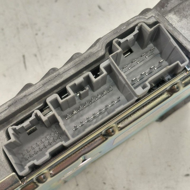 Audio Equipment Radio Amplifier Fits 16-18 Chevy Volt