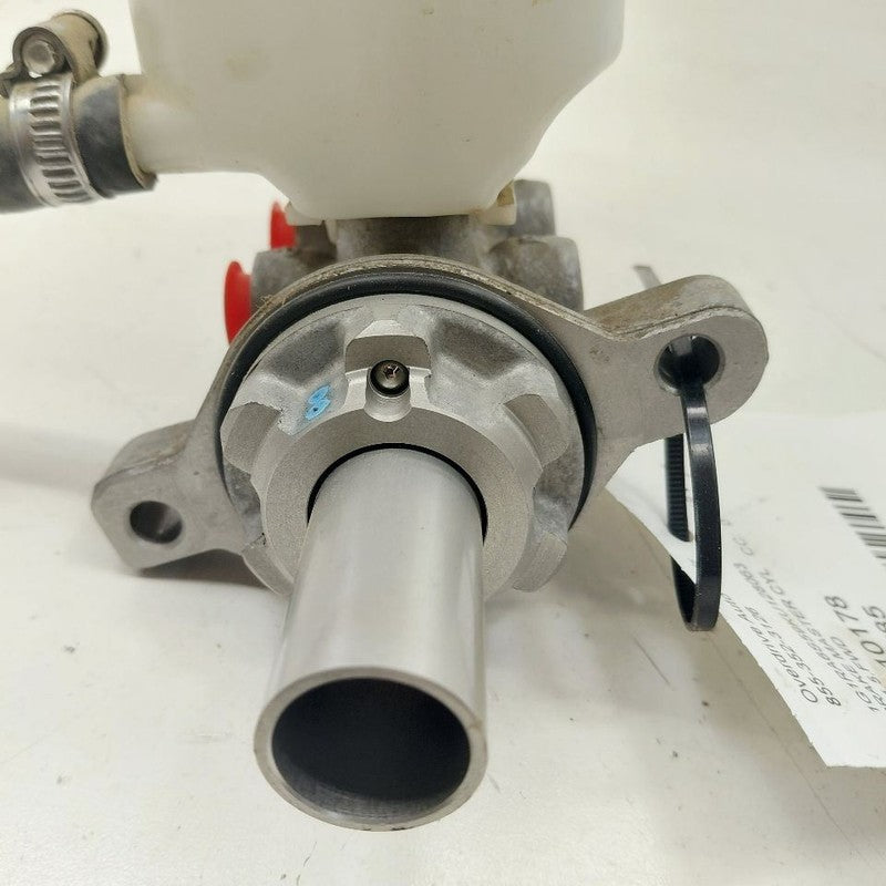 Brake Master Cylinder Fits 19 Chevy Volt OEM