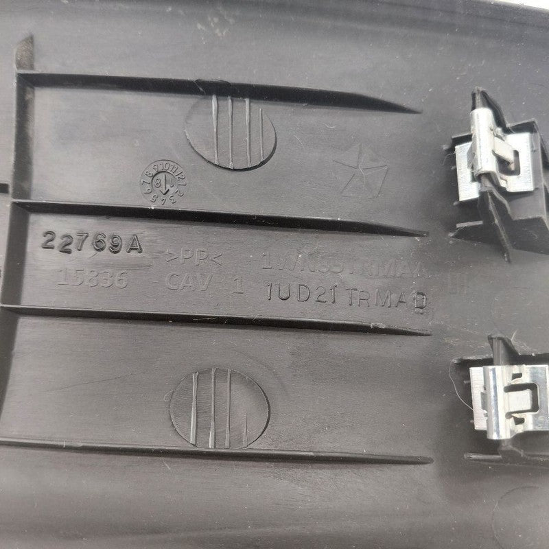Jeep Cherokee Sill Trim Plate Door Jam Threshold Left Driver Rear 2019
