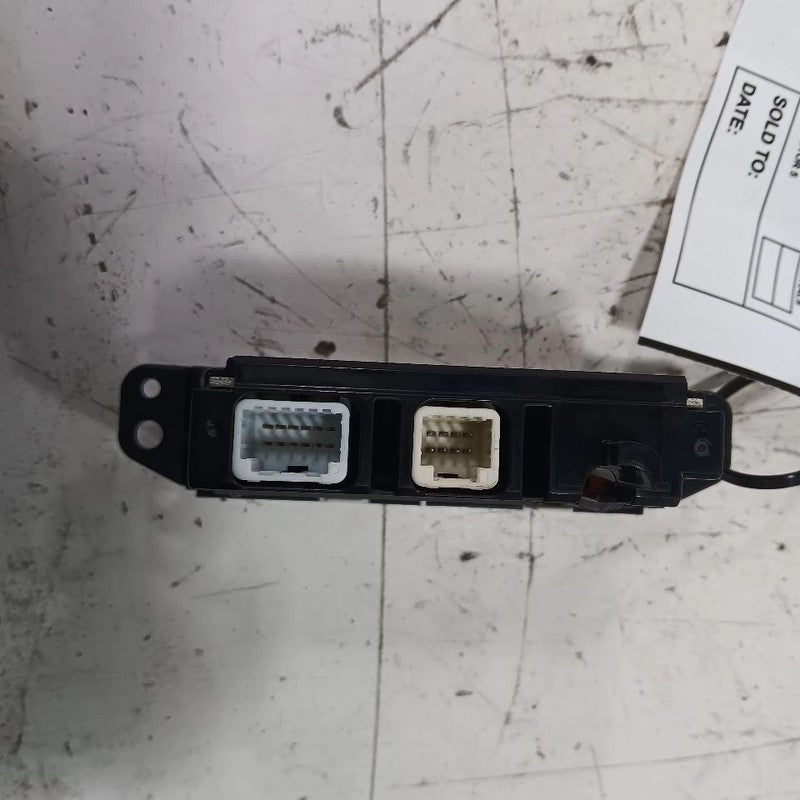 Screen Controls Passenger Right Side Controls Fits 13-17 Nissan LEAF