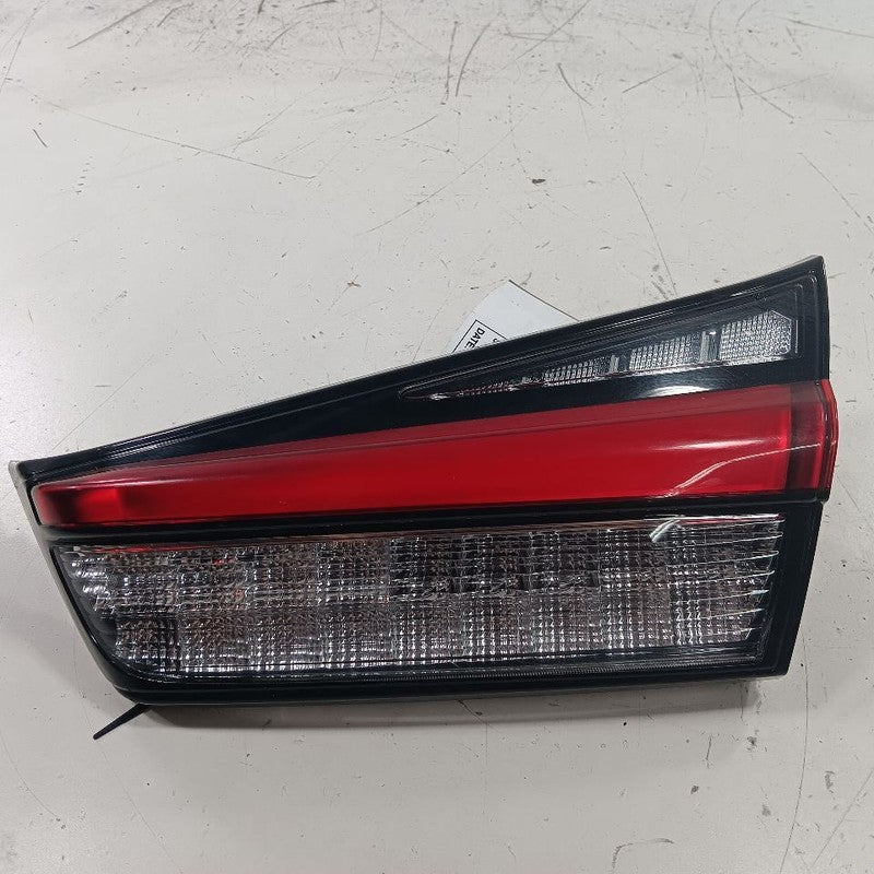 Passenger Right Tail Light Brake Lamp Lid Mounted 20 Mitsubishi Outlan