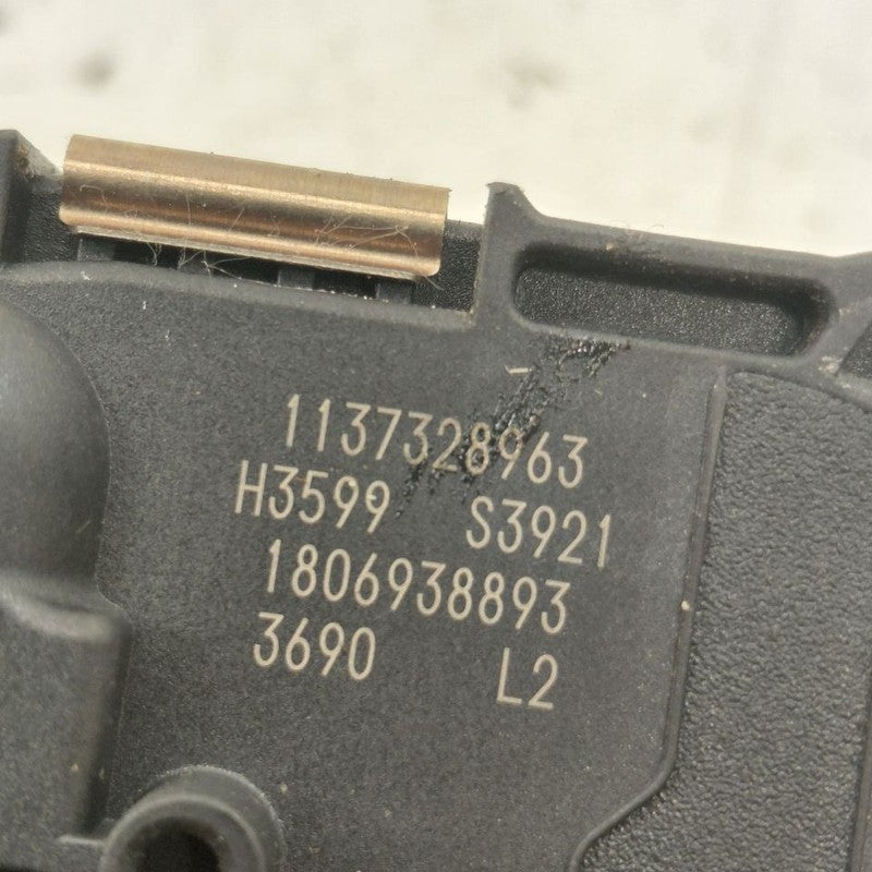 Front Windshield Wiper Motor VIN L 1st Digit LWB Fits 16-18 Volvo S60