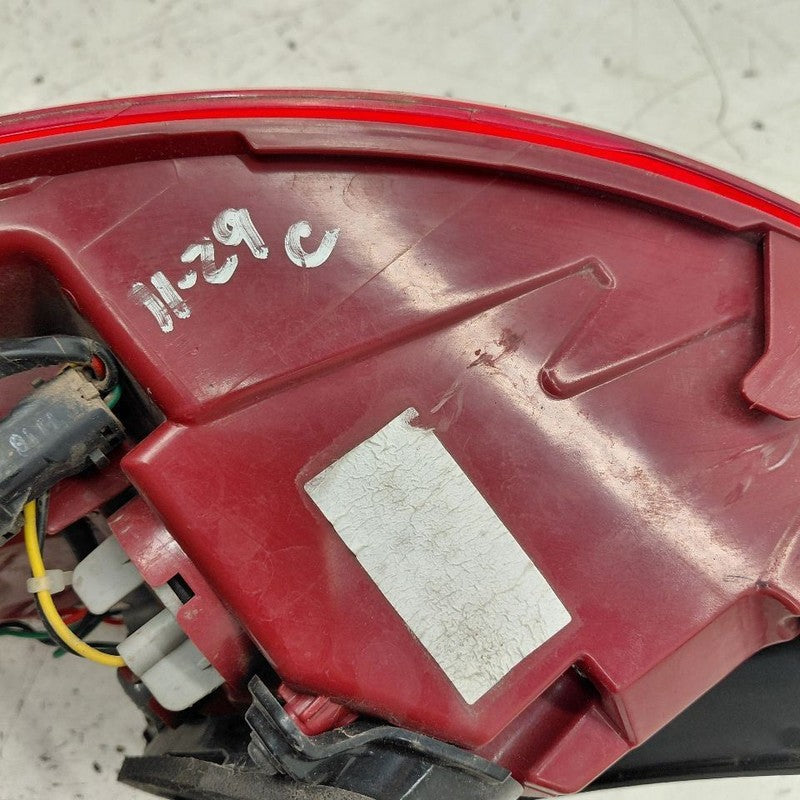 Driver Left Rear Tail Light Brake Lamp Incandescent Fits 16-18 Kia Sor
