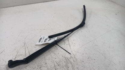 Buick Encore Windshield Wiper Arm Left Driver  2016 2017 2018 2019
