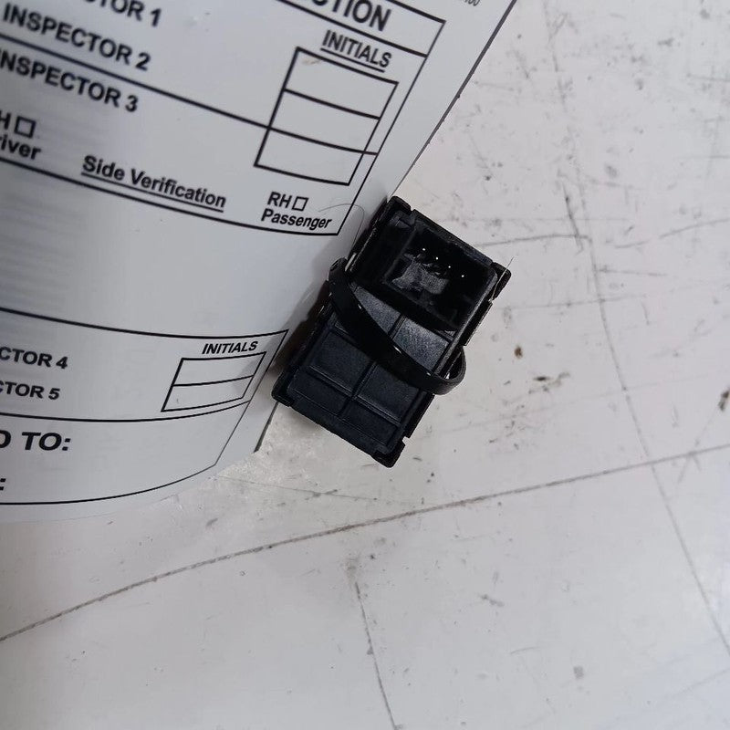Fiat 500 Power Window Switch Right Passenger Rear 2018 OEM
