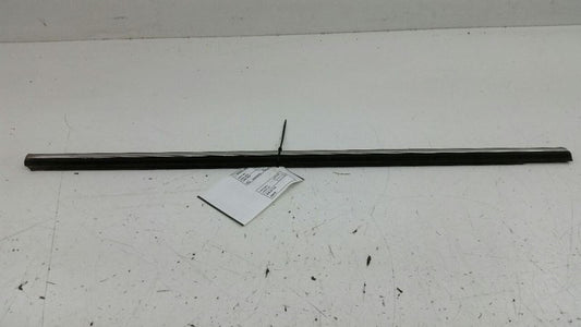 2003 Nissan Maxima Door Glass Window Weather Strip Trim Front Right Passenger Si