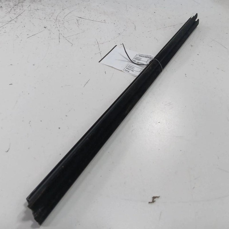 Jeep Compass Left Front Weather Strip Interior 2017 2018 2019 2020 2021 2022 202