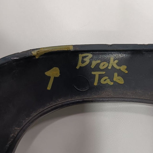 Fiat 500 Passenger Right Bumper Lamp Bezel 2014 2015 2016