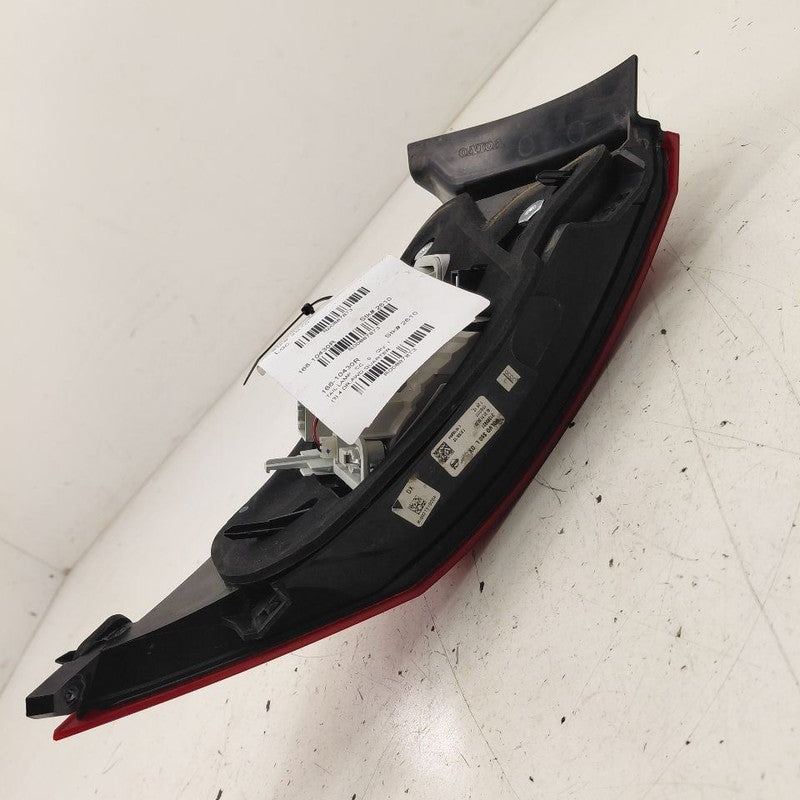 Passenger Right Tail Light Brake Lamp Quarter Panel VIN L Fits 16-18 V