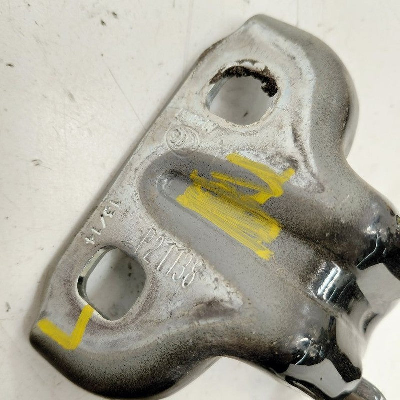Chevy Trailblazer Door Hinge Set Left Front Driver  2023 2022 2021
