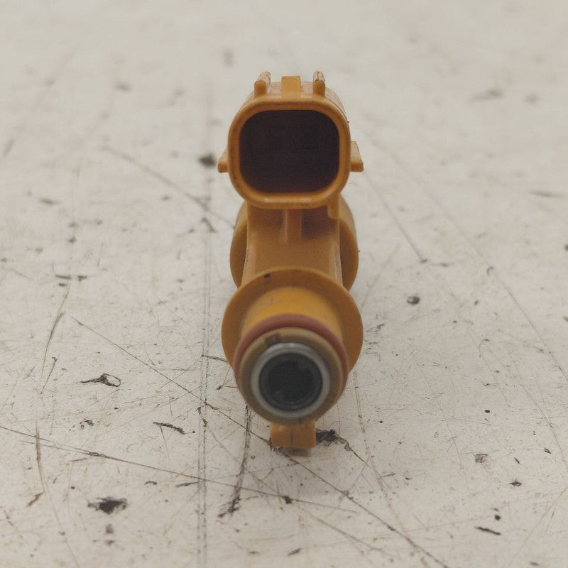 Upper Fuel Injection Injector Fits 18-21 Lexus NX300