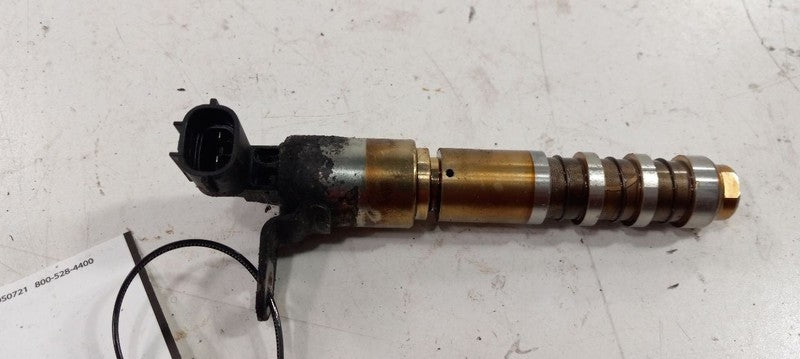 Saturn Vue Variable Timing Gear Oil Control Valve Solenoid Cylinder Head 2008 09