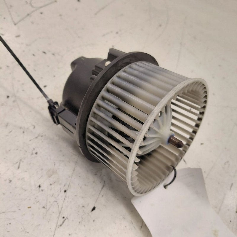 Blower Motor Fits 07-16 Volvo 80 SERIES