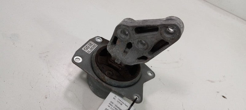 Cadillac XTS Engine Motor Mount Left Driver 2013 2014 2015 2016 2017 O