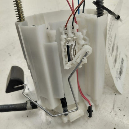 Gas Fuel Pump Assembly Tank Mounted Gasoline 2.4L Fits 18-20 Outlander