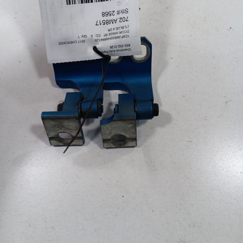 Jeep Cherokee Door Hinge Set Right Front Passenger  2015 2016 2017