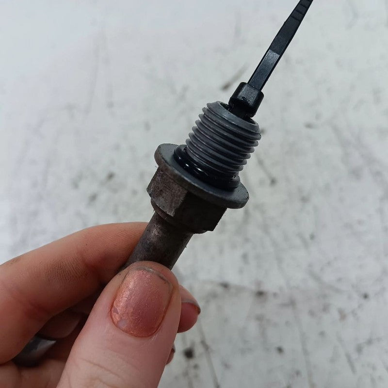 Subaru Forester Nipple 2.5 2016 2017 2018