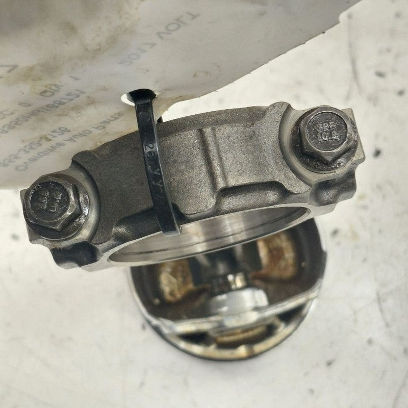 Chevy Volt Single Piston With Connecting Rod   1.5 2016 2017 2018 2019