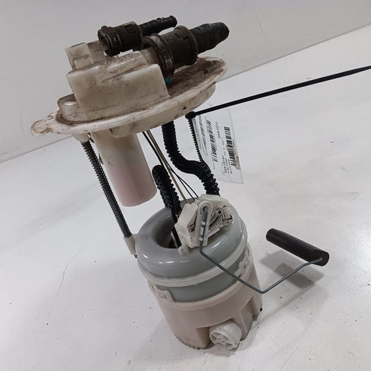 Gas Fuel Pump Assembly Tank Mounted 2.4L Fits 15-21 RENEGADE OEM