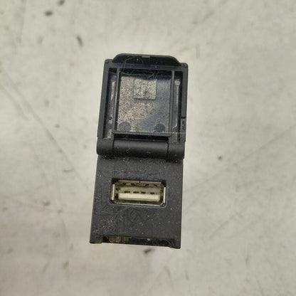 Toyota Prius USB Plug In Hub Port  2022 2021 2020