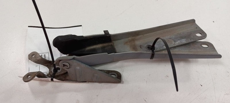 Subaru Forester Hood Hinge Set Left and Right 1998 1999 2000 2001 OEM