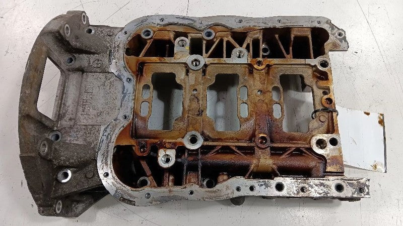 Hyundai Sonata Engine Block Crankshaft Main Cap 2011 2012 2013 2014