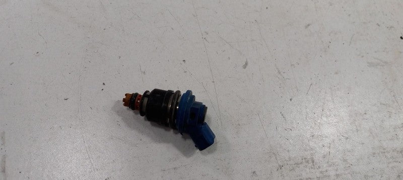 Fuel Injection Parts Fuel Injector 2.5L With Turbo Fits 05-06 Subaru L